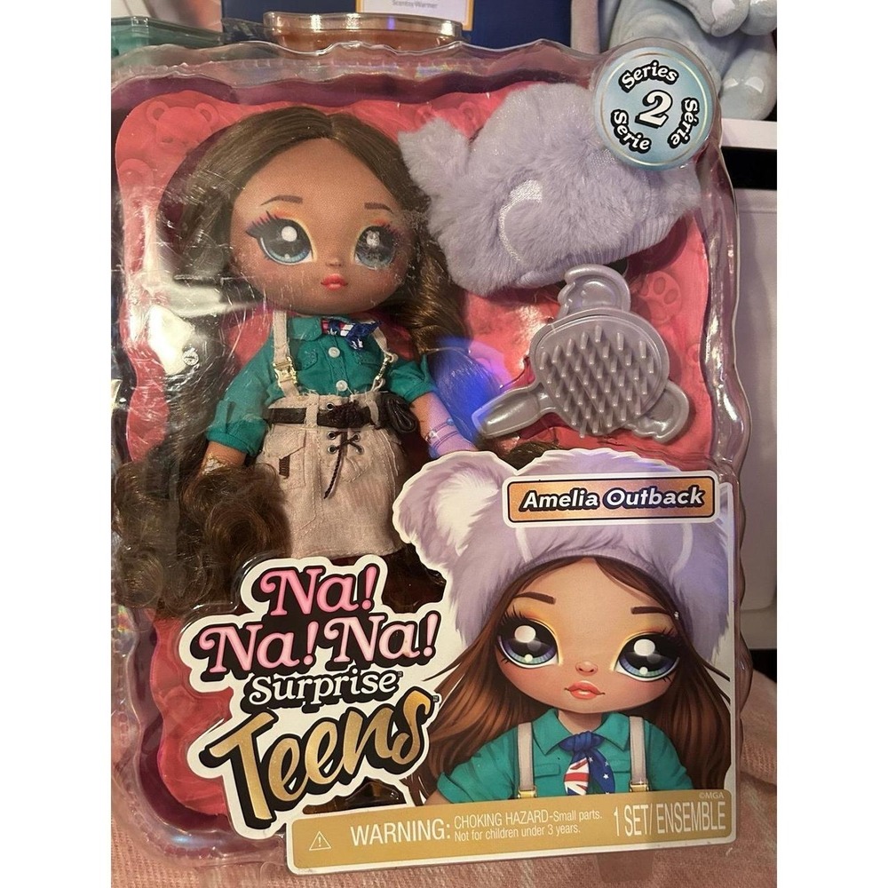 Na Na Na Surprise Amelia Outback fashion doll